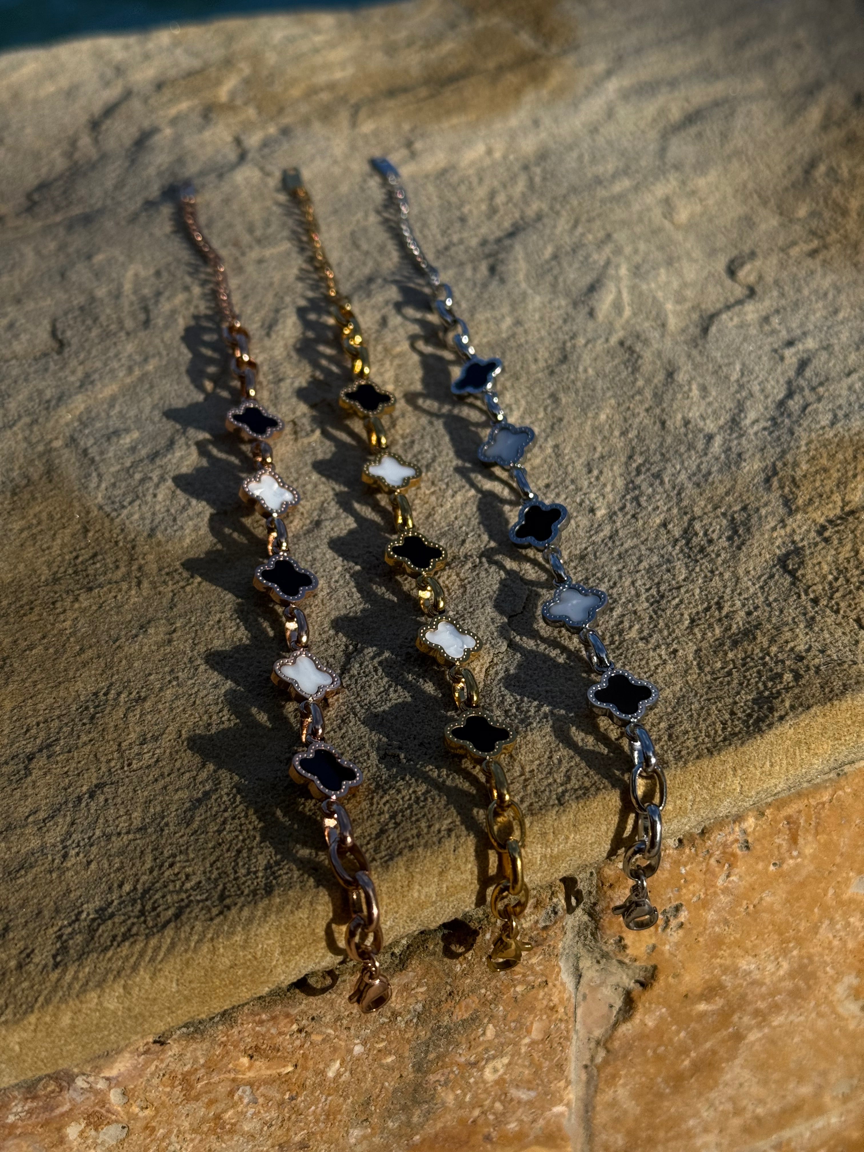 Luxe Clover Quartz Chain Bracelet